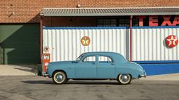 1948 Kaiser Custom Sedan