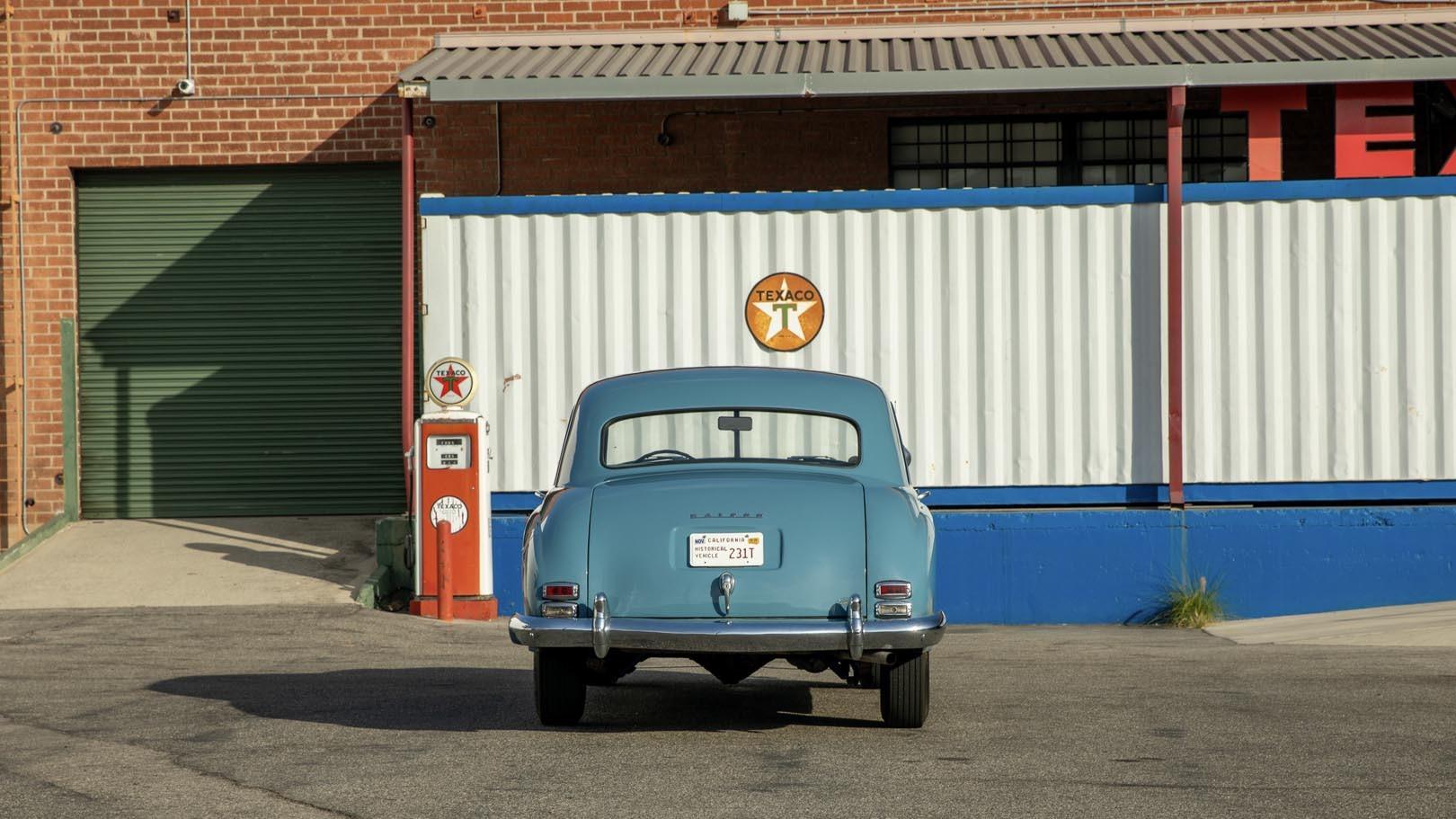 1948 Kaiser Custom Sedan
