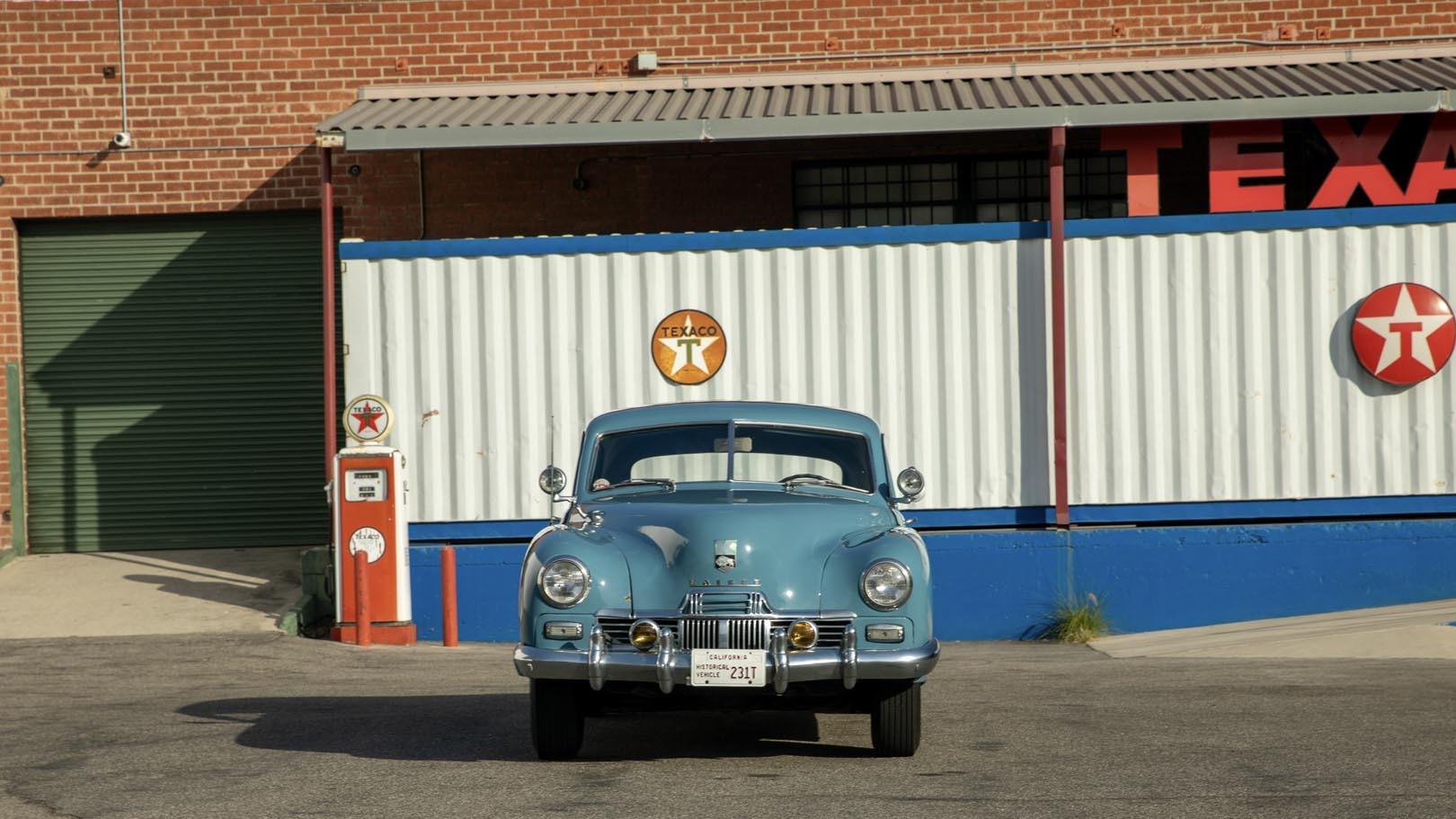 1948 Kaiser Custom Sedan
