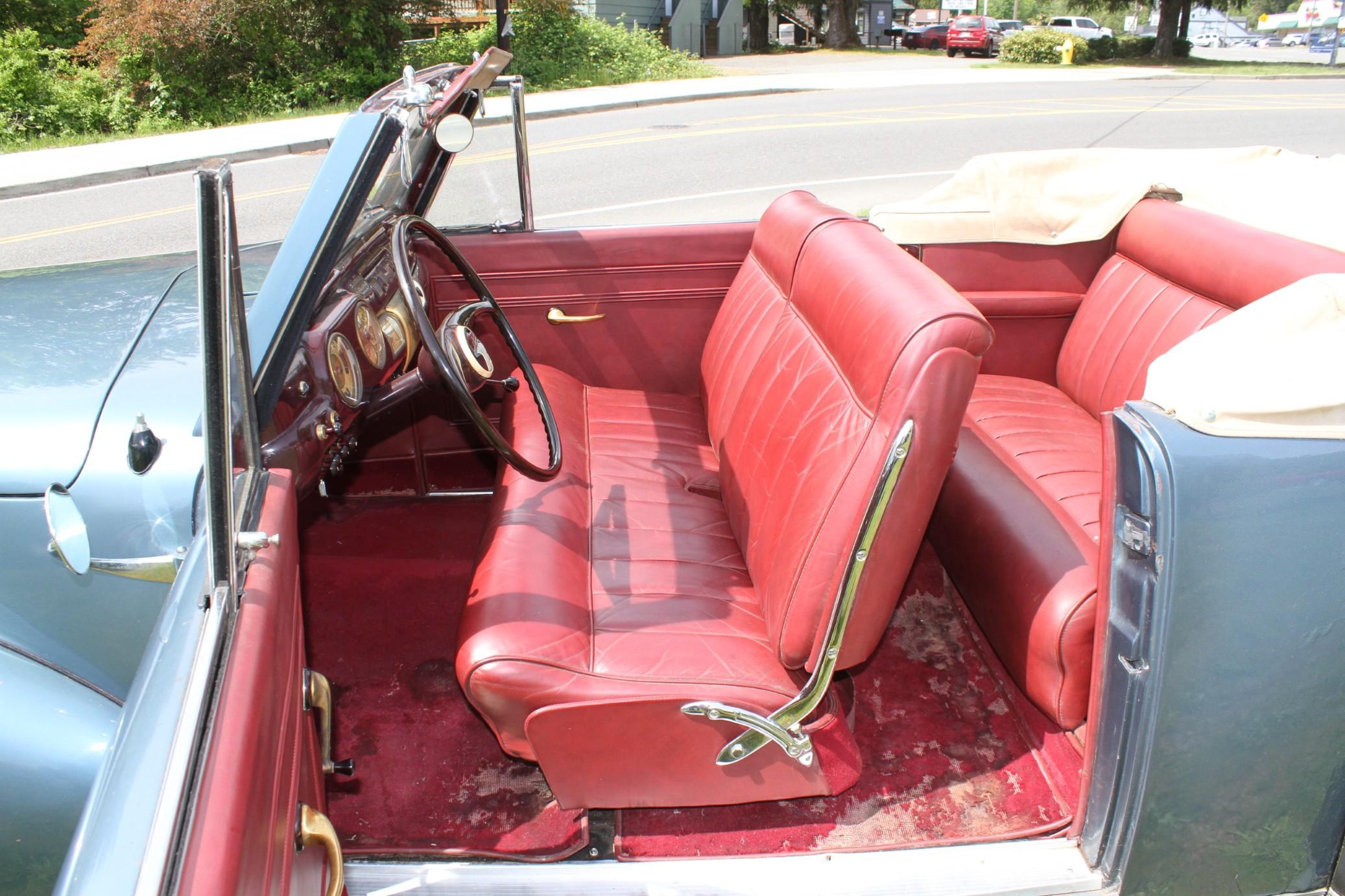 1940 Lincoln Zephyr Convertible