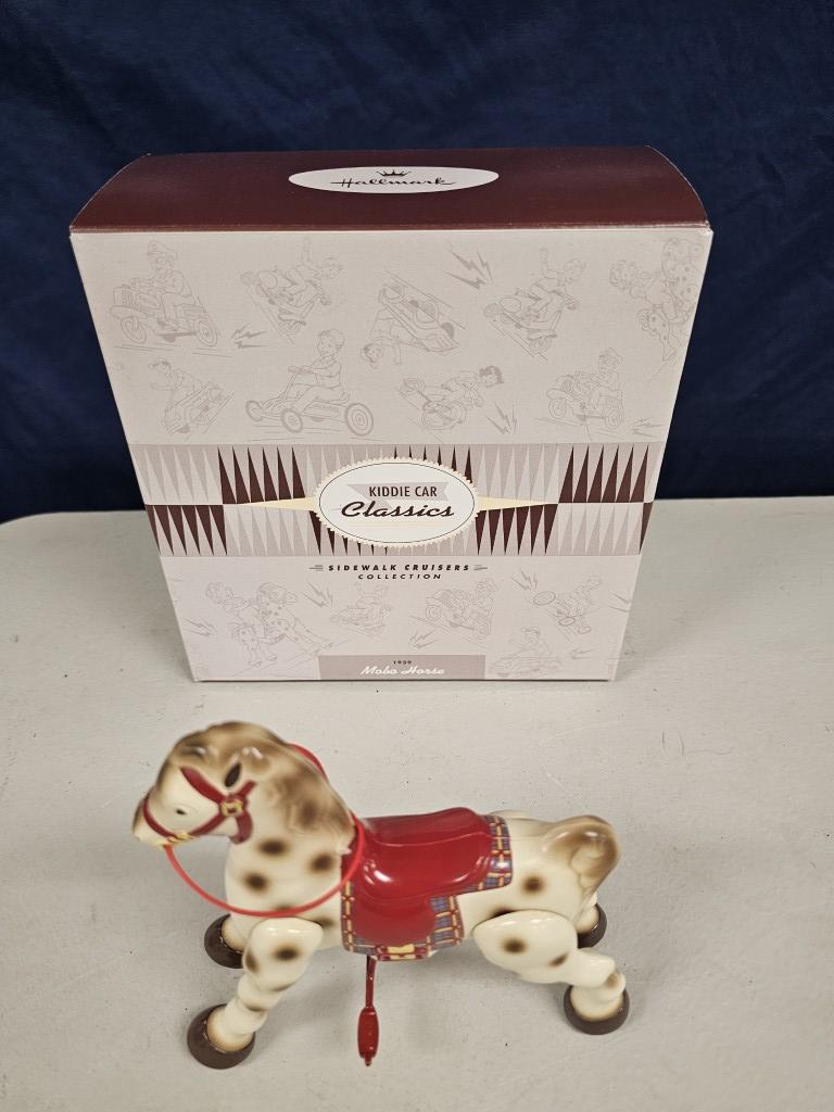 NO RESERVE - 1939 Mobo Horse Murray Hallmark Model