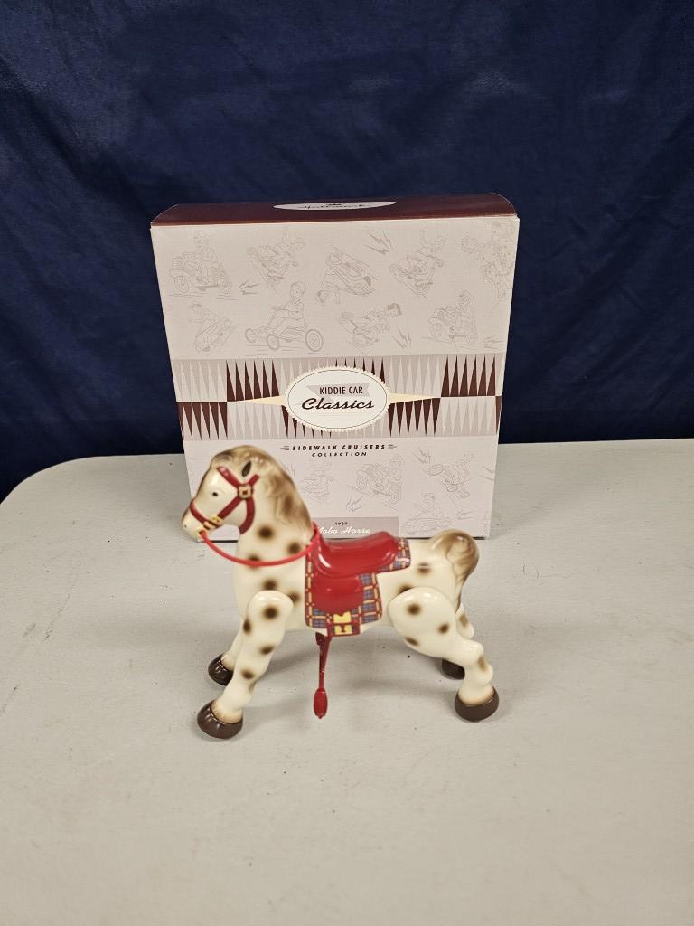 NO RESERVE - 1939 Mobo Horse Murray Hallmark Model