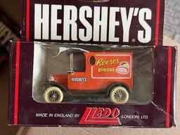 NO RESERVE - Hershey's Reese's Pieces Delivery Truck Model