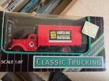 NO RESERVE - Classic Trucking Texaco Havoline Motor Oil Truck