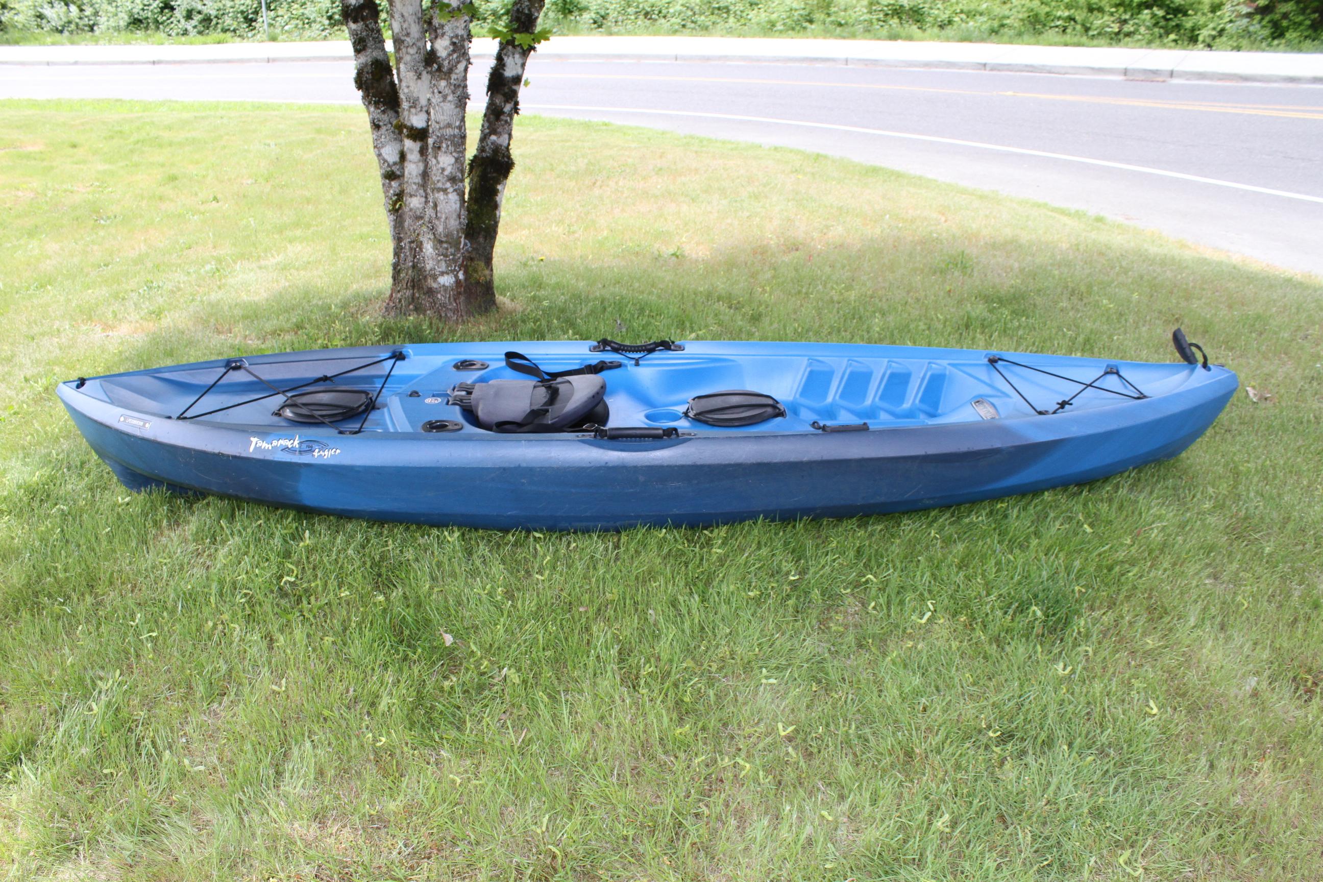 NO RESERVE - Kayak