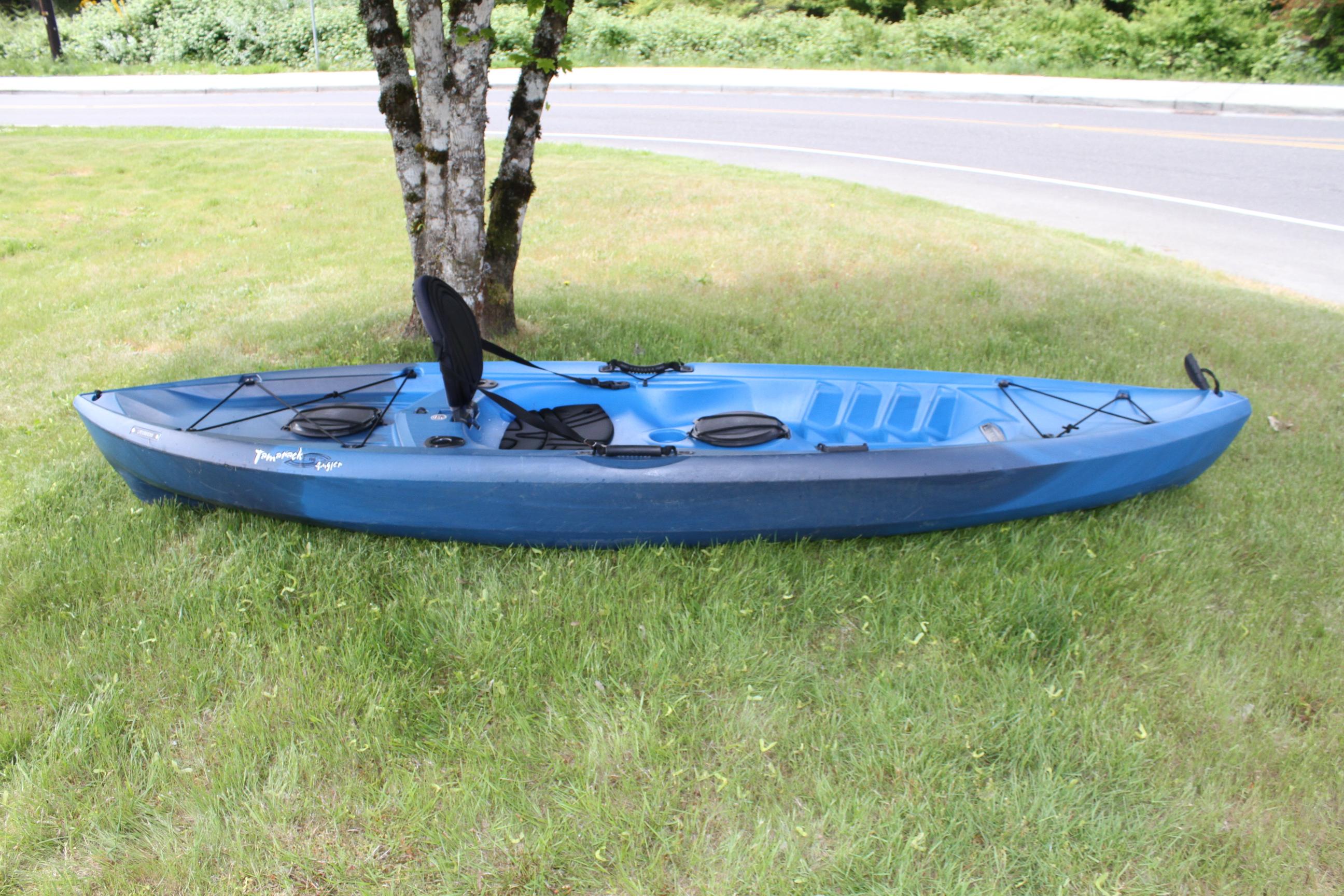 NO RESERVE - Kayak