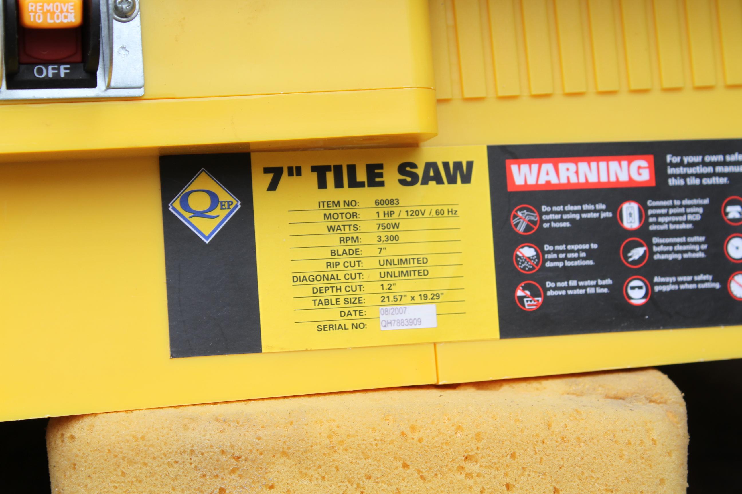 NO RESERVE - QEP 7inch Tile Saw