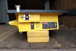 NO RESERVE - QEP 7inch Tile Saw