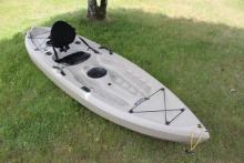 NO RESERVE - Kayak