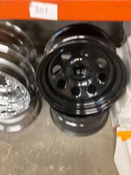 large lot of wheels, two pairs one set of 4 5 singles
