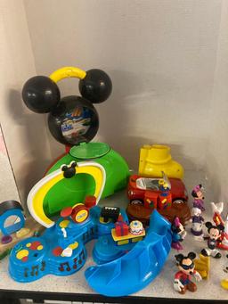 Mickey Mouse club house set