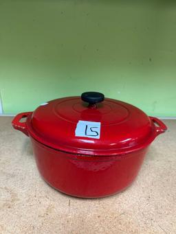 Tramontima cast red Dutch oven