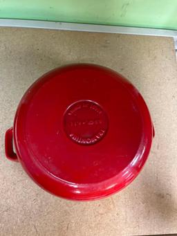 Tramontima cast red Dutch oven