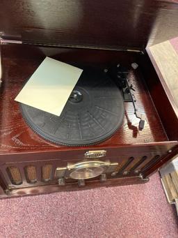 Thomas collectors edition radio black-and-white photo of an old home
