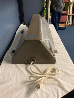 Grow light