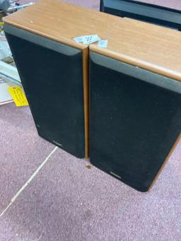 Technics floor speakers