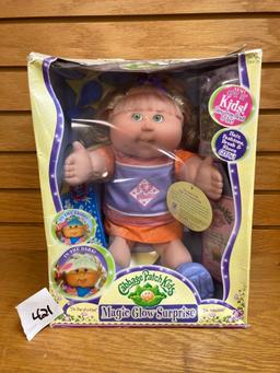 cabbage patch magic glow surprise doll