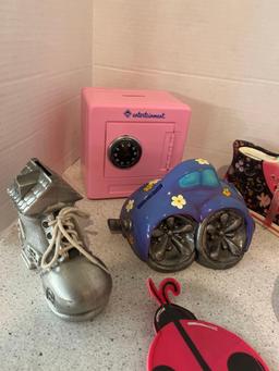 Lot of banks and change purse