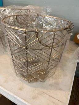 Set of 3 gold tone metal baskets graduating in size