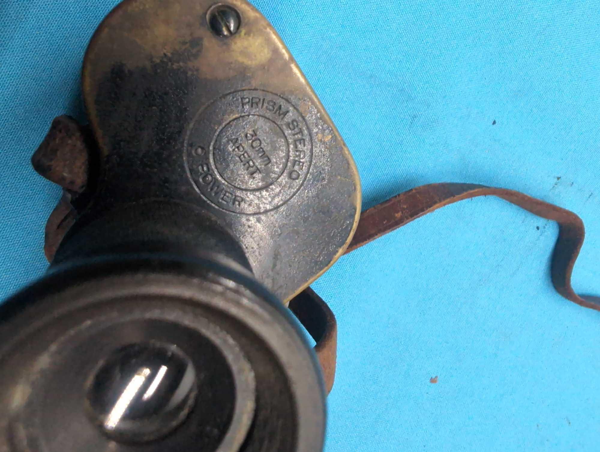 US Army Signal Corps binoculars with case