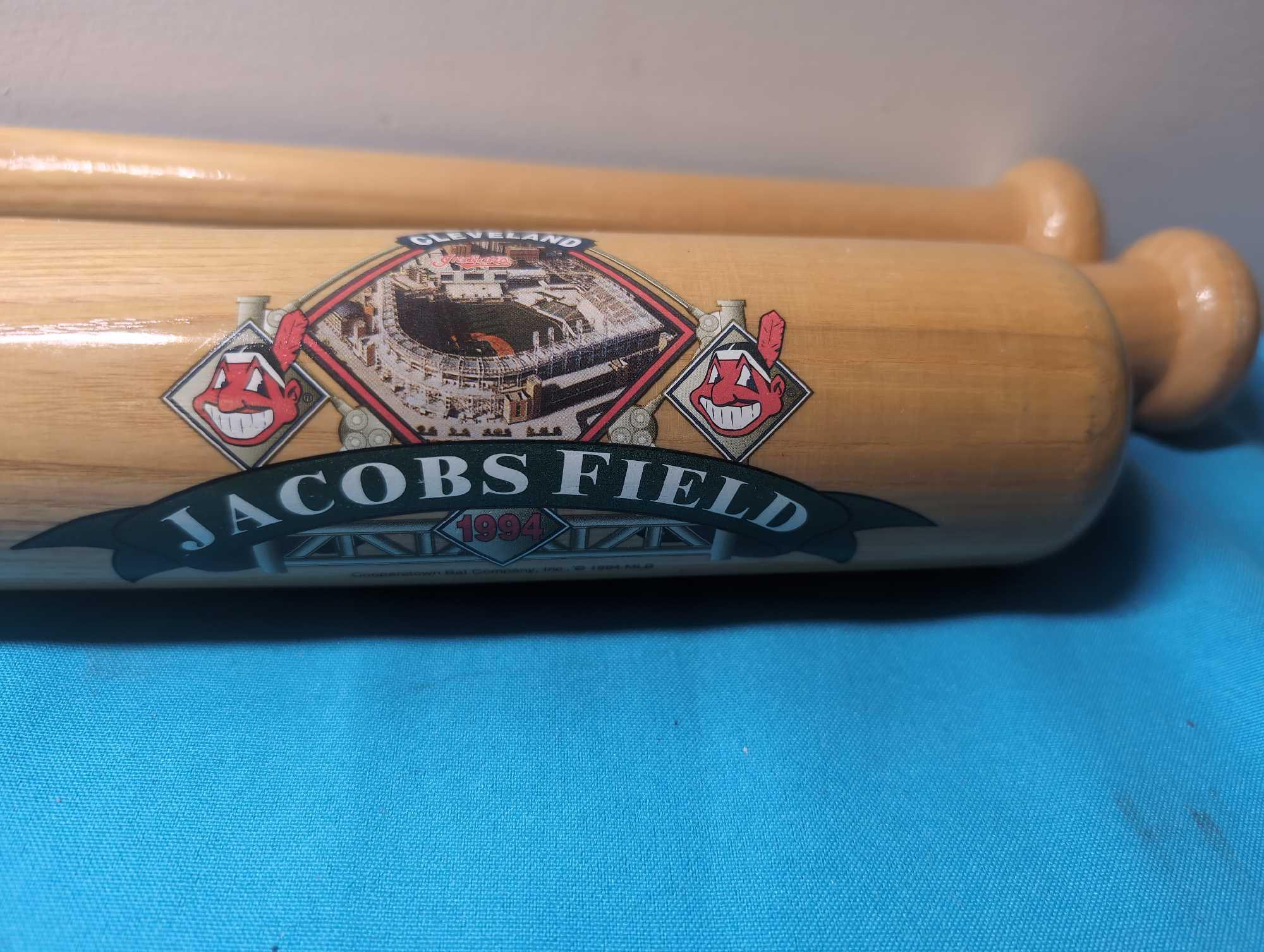 Cleveland Indians 3 bats 1995 World Series