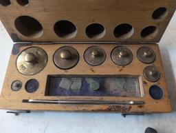 Old jewelers and watchmakers items