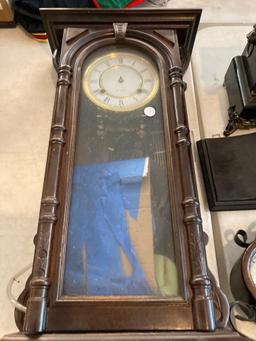 6 vintage clocks for parts only