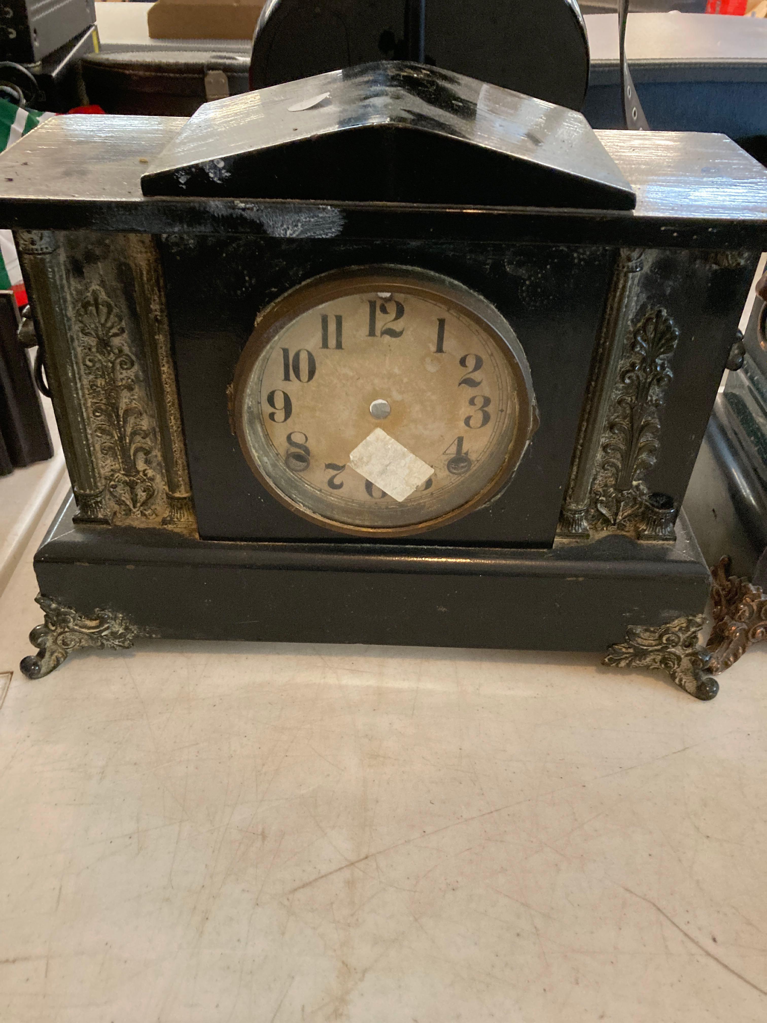 6 vintage clocks for parts only
