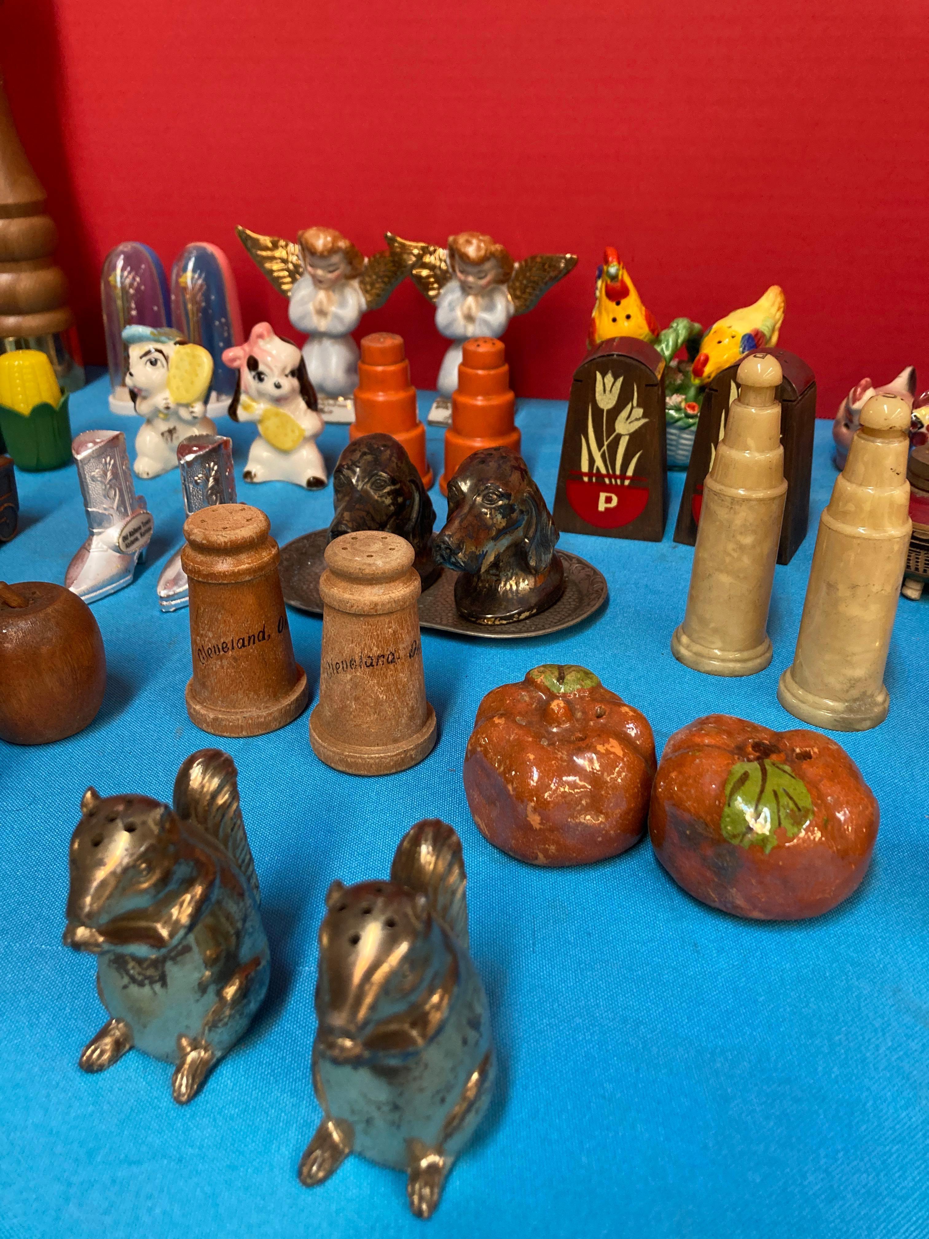 Salt and pepper sets