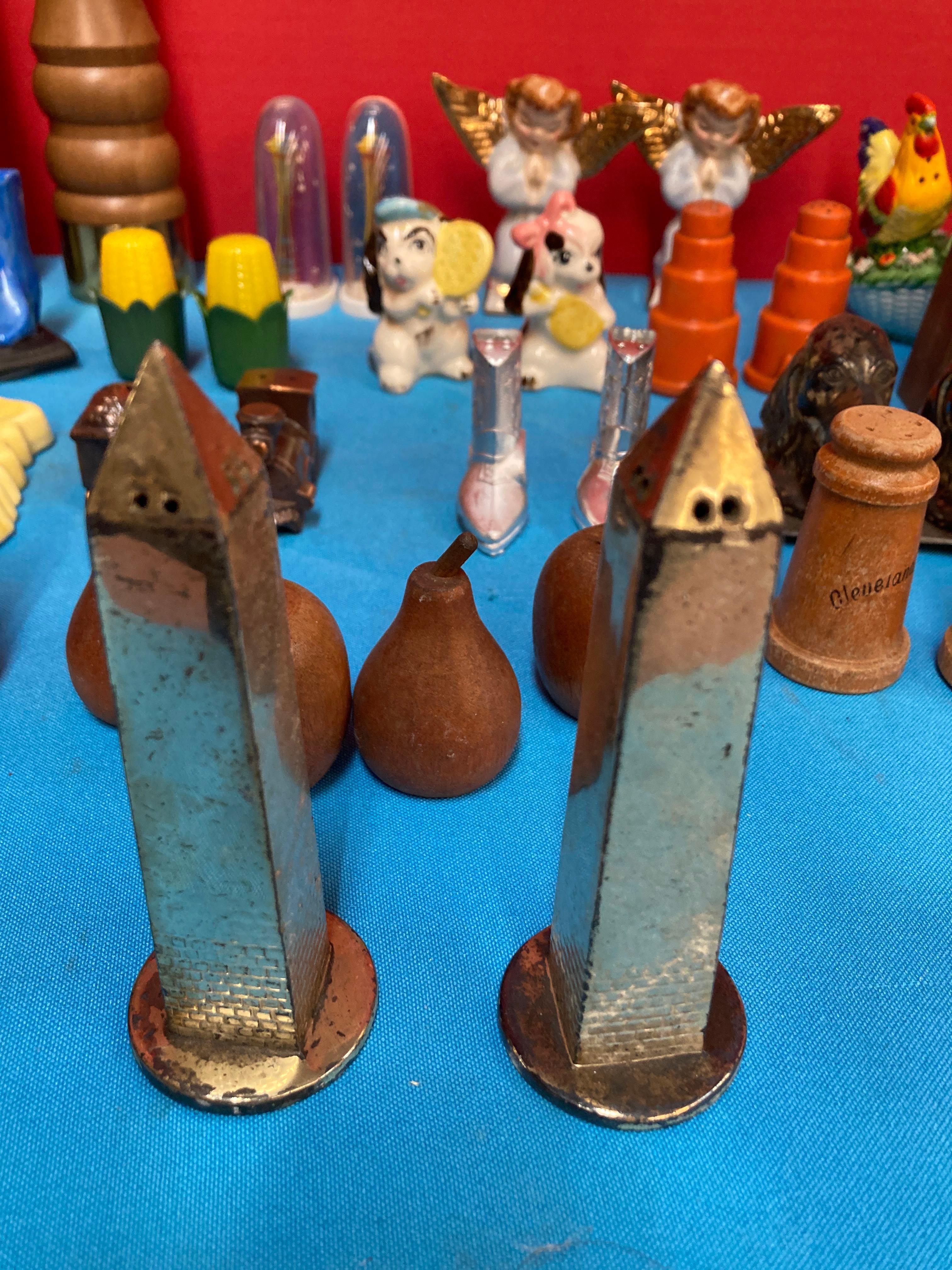 Salt and pepper sets