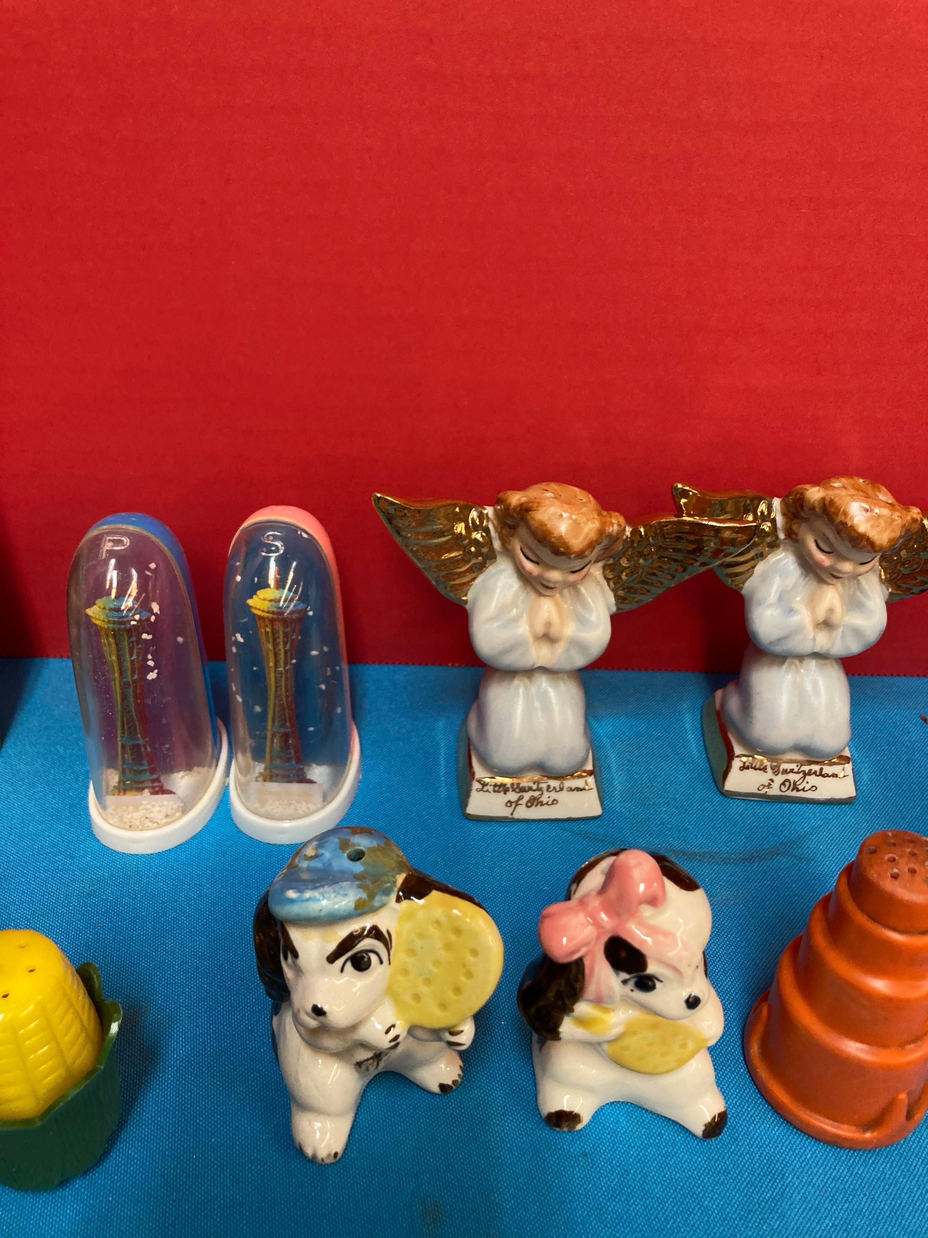 Salt and pepper sets