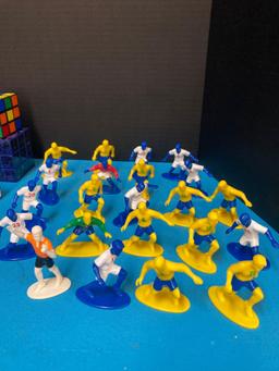 Rubik?s cube lot and soccer player figures