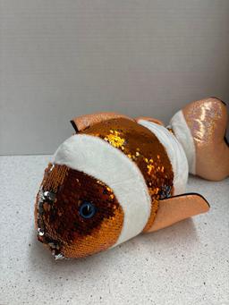 Weighted Clown Fish Rompa Fibre Optic