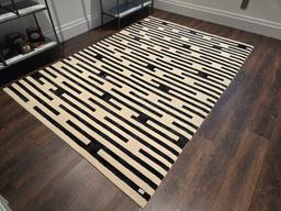 Geometric Print Cream and Black Area Rug