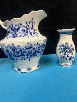 1880's flow blue water pitcher Wedgwood pitcher, Spode Italian porcelain pot, clear glass pitcher,