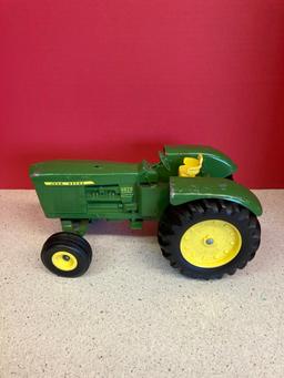 John Deere metal tractor