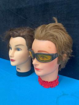 2 mannequin heads
