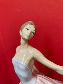 Lladro dancer new in box and Lenox vase