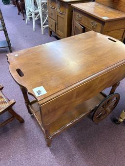 Maple tea cart