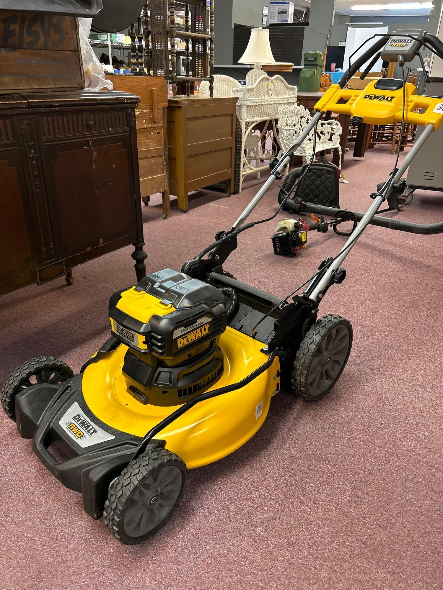 Dewalt push mower 20V rechargeable brushless w/ batteries