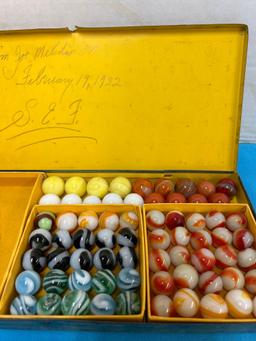 original 1932 AKRO AGATES marble set w/ case