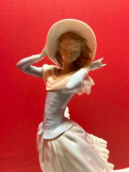 Lladro spring breeze figurine 13 1/2 inch tall