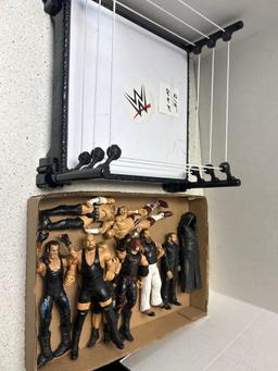 WWF wrestling ring 8 figures WWE 2011 2013