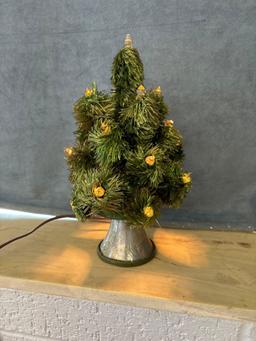 early antique RE Gebhardt Christmas tree with lights working