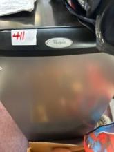 Sharp view cam portable chair whirlpool dorm refrigerator