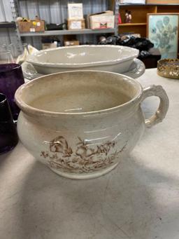 Lot of glassware and chamber pot, basin bowls