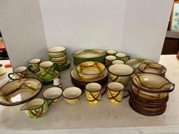 Vernon Kiln Tam O Shanter dinnerware set north green and yellow