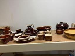 Brown Sponge Ware collection Mixing bowl casseroles etc.