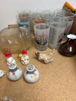 vintage kitchen items Kentucky Derby glasses