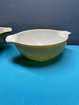 Green and yellow Pyrex Cinderella bowls